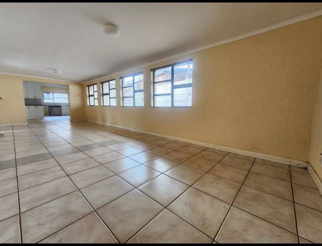 4 BEDROOM HOUSE FOR SALE IN BRACKENHURST